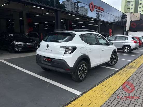 RENAULT-KARDIAN-2024