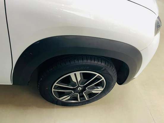 RENAULT-KWID-2024