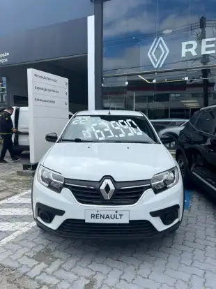 RENAULT-LOGAN-2021