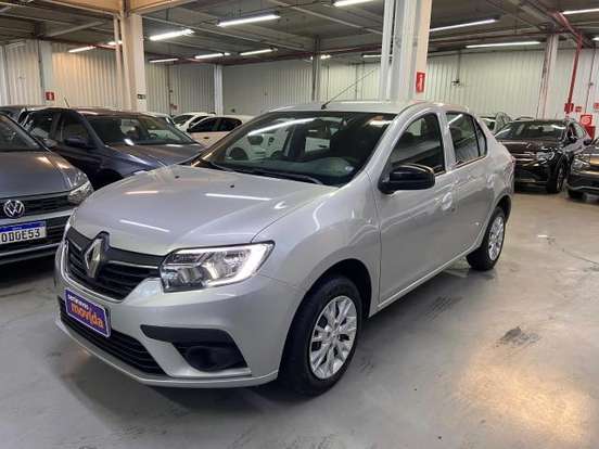 RENAULT-LOGAN-2024