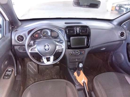 RENAULT-LOGAN-2024