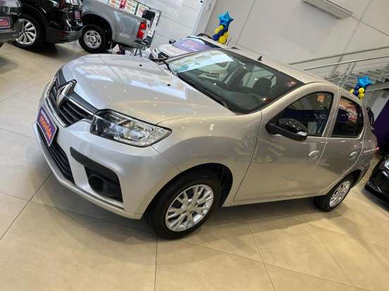 RENAULT-LOGAN-2024