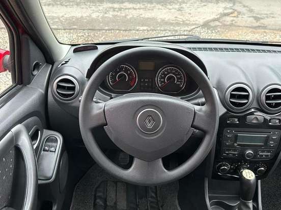 RENAULT-LOGAN-1.6 EXPRESSION 8V FLEX 4P MANUAL RENAULT-LOGAN-2011