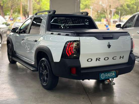 RENAULT-OROCH-2026