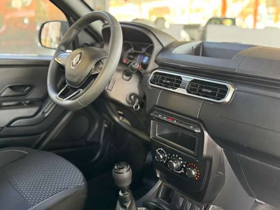 RENAULT-OROCH-1.6 16V SCE FLEX PRO MANUAL RENAULT-OROCH-2024