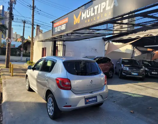 RENAULT-SANDERO-1.0 EXPRESSION 16V FLEX 4P MANUAL RENAULT-SANDERO-2015