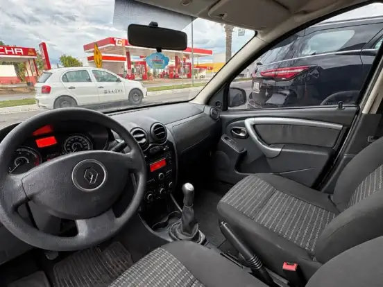 RENAULT-SANDERO-1.6 EXPRESSION 8V FLEX 4P MANUAL RENAULT-SANDERO-2013
