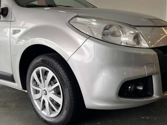 RENAULT-SANDERO-1.6 EXPRESSION 8V FLEX 4P MANUAL RENAULT-SANDERO-2013