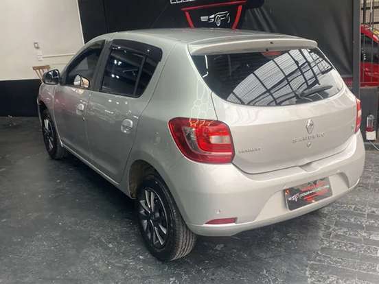 RENAULT-SANDERO-1.6 EXPRESSION 8V FLEX 4P MANUAL RENAULT-SANDERO-2015