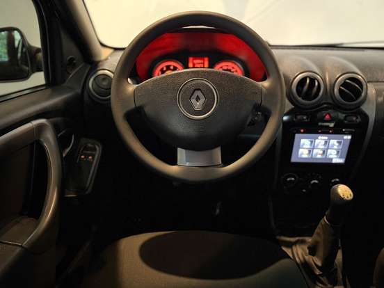 RENAULT-SANDERO-1.6 EXPRESSION 8V FLEX 4P MANUAL RENAULT-SANDERO-2014