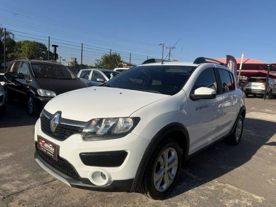 RENAULT SANDERO 1.6 STEPWAY 8V FLEX 4P AUTOMATIZADO