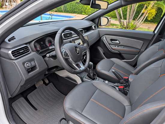 RENAULT-DUSTER-2025