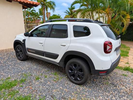RENAULT-DUSTER-2025