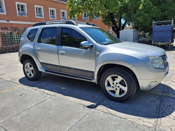 RENAULT DUSTER 2.0 DYNAMIQUE 4X2 16V FLEX 4P AUTOMÁTICO