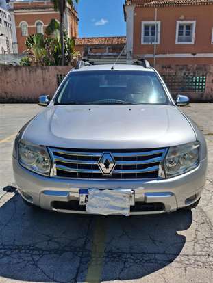 RENAULT-DUSTER-2014