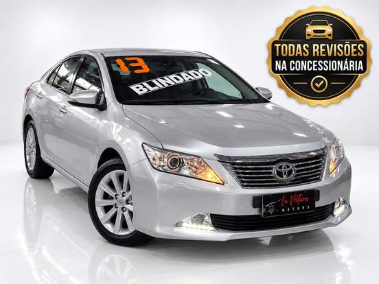 TOYOTA-CAMRY-2011