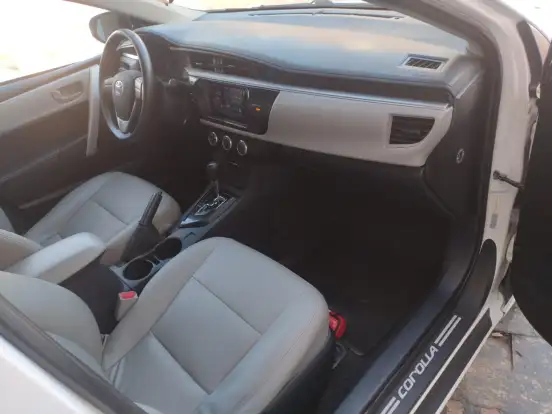 TOYOTA-COROLLA-1.8 GLI 16V FLEX 4P AUTOMÁTICO TOYOTA-COROLLA-2015
