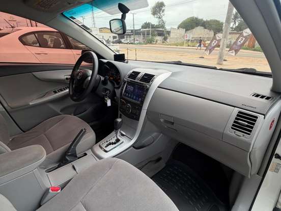 TOYOTA-COROLLA-1.8 GLI 16V FLEX 4P AUTOMÁTICO TOYOTA-COROLLA-2012