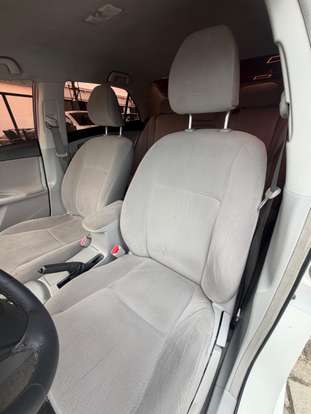 TOYOTA-COROLLA-2012
