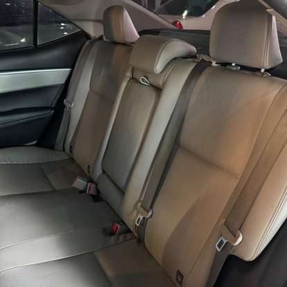 TOYOTA-COROLLA-2018
