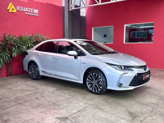 TOYOTA-COROLLA-2023