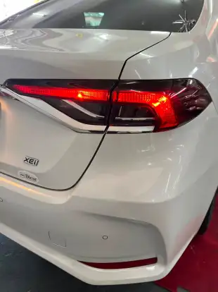 TOYOTA-COROLLA-2025