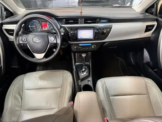 TOYOTA-COROLLA-2014