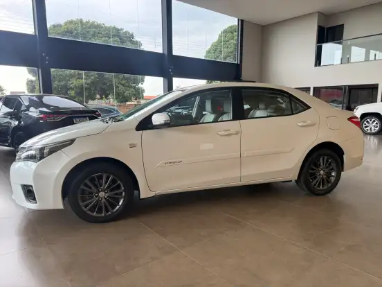 TOYOTA-COROLLA-2015