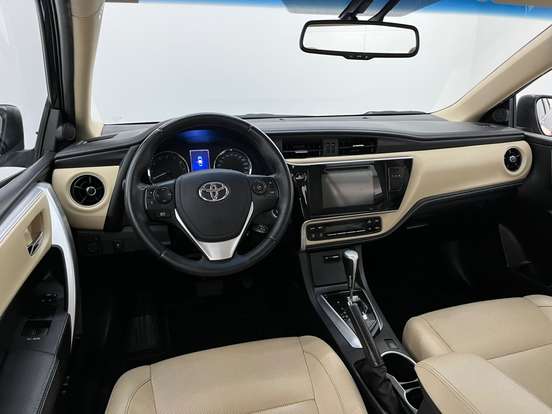 TOYOTA-COROLLA-2017