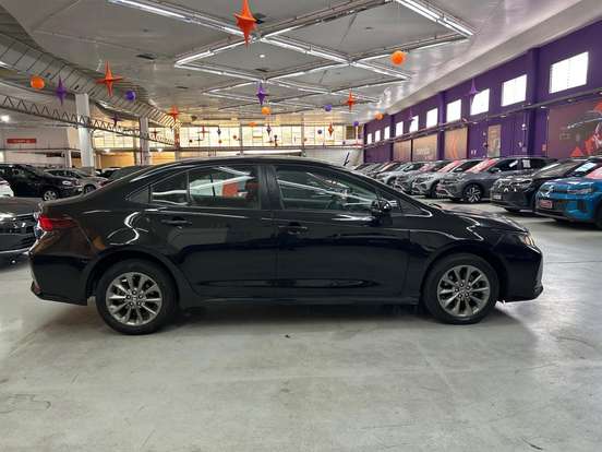 TOYOTA-COROLLA-2024