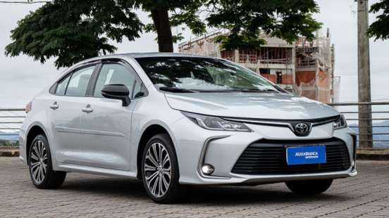 TOYOTA-COROLLA-2022