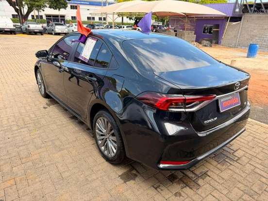 TOYOTA-COROLLA-2024