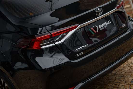 TOYOTA-COROLLA-2024