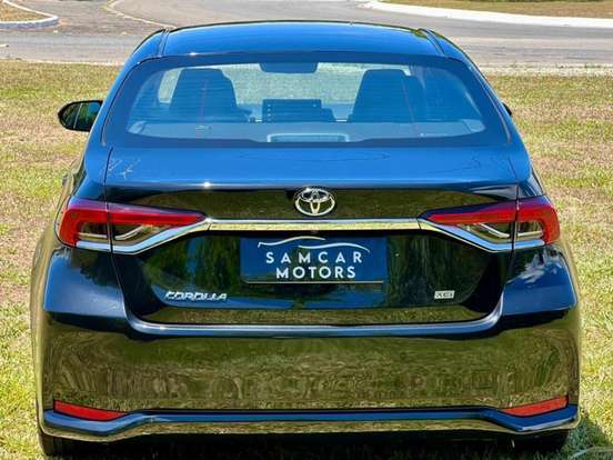 TOYOTA-COROLLA-2021