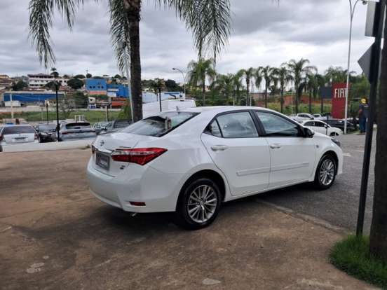 TOYOTA-COROLLA-2014