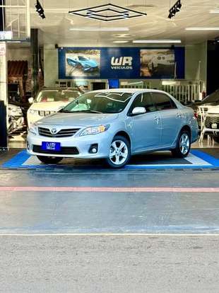 TOYOTA-COROLLA-2013