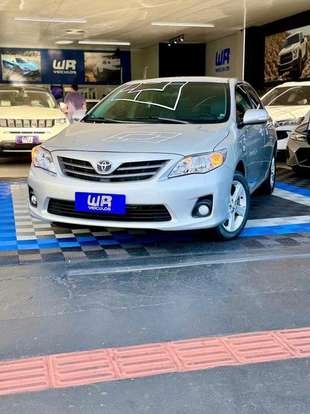 TOYOTA-COROLLA-2013
