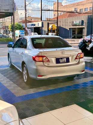 TOYOTA-COROLLA-2013
