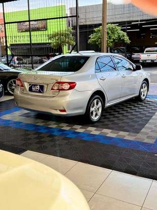 TOYOTA-COROLLA-2013