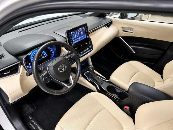 TOYOTA-COROLLA CROSS-2021