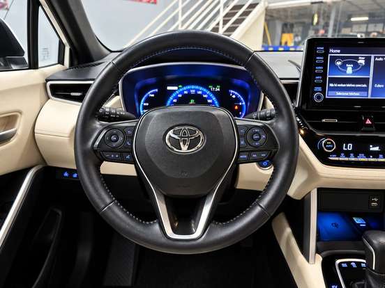 TOYOTA-COROLLA CROSS-2021