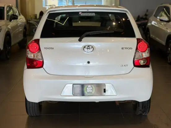 TOYOTA-ETIOS-1.5 XS 16V FLEX 4P MANUAL TOYOTA-ETIOS-2015