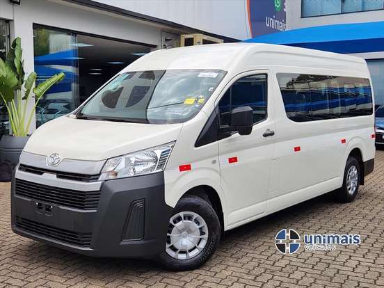 TOYOTA-HIACE-2026