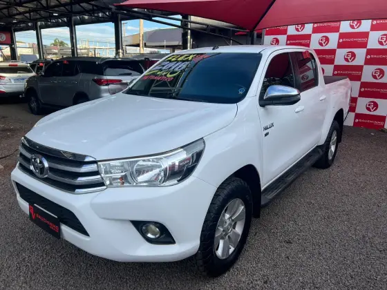 TOYOTA HILUX 2.7 SRV 4X2 CD 16V FLEX 4P AUTOMÁTICO