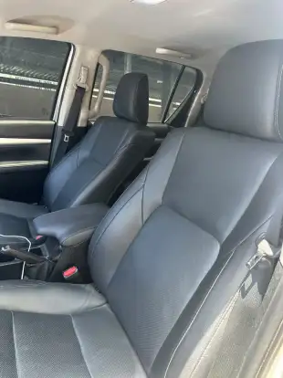 TOYOTA-HILUX-2024