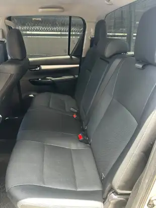 TOYOTA-HILUX-2.8 D-4D TURBO DIESEL CD SRX 4X4 AUTOMÁTICO TOYOTA-HILUX-2024