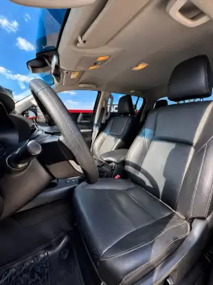 TOYOTA-HILUX-2021