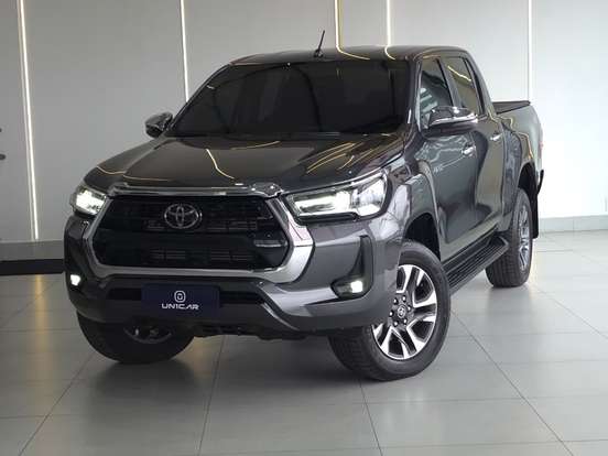 TOYOTA-HILUX-2.8 D-4D TURBO DIESEL CD SRV 4X4 AUTOMÁTICO TOYOTA-HILUX-2022