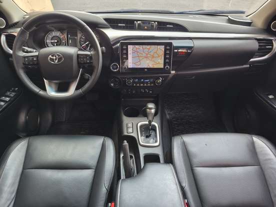 TOYOTA-HILUX-2.8 D-4D TURBO DIESEL CD SRX 4X4 AUTOMÁTICO TOYOTA-HILUX-2021