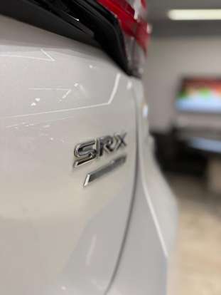 TOYOTA-HILUX SW4-2024